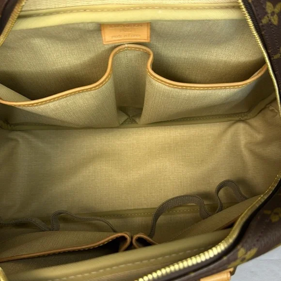 Louis Vuitton Monogram Canvas Deauville Bag - Picture 8 of 11